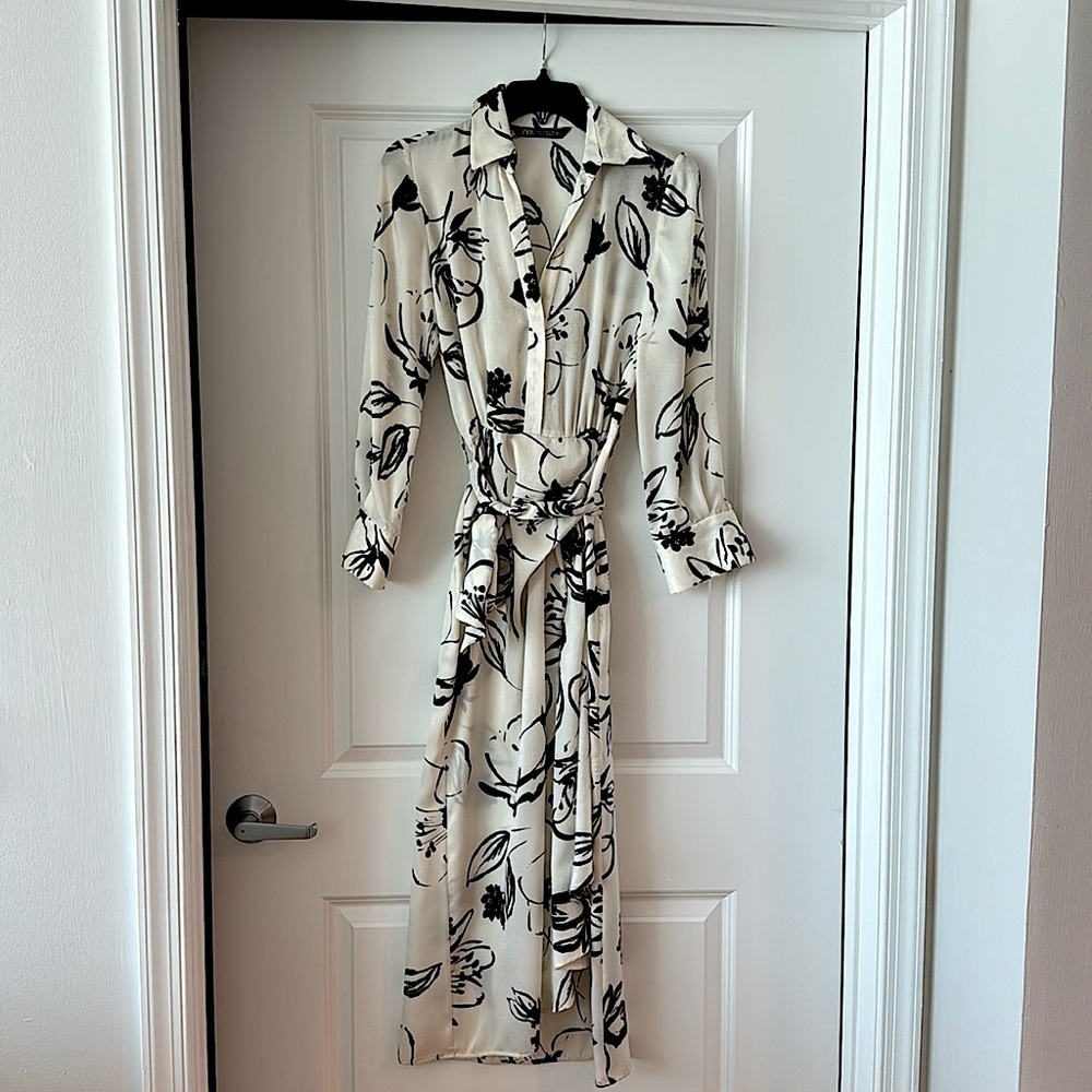 Zara Black and White Wrap Dress with Notched Collar